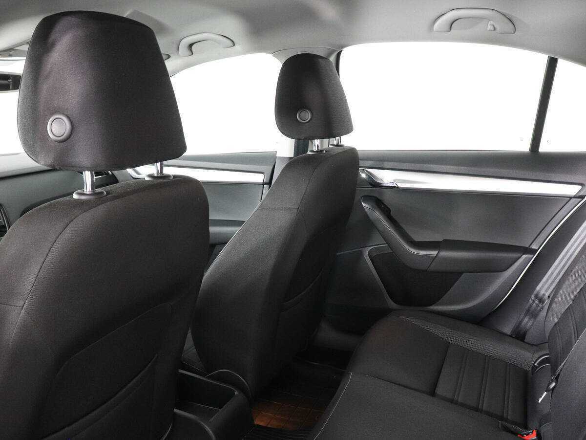 Skoda Octavia, 2018 Фото №12