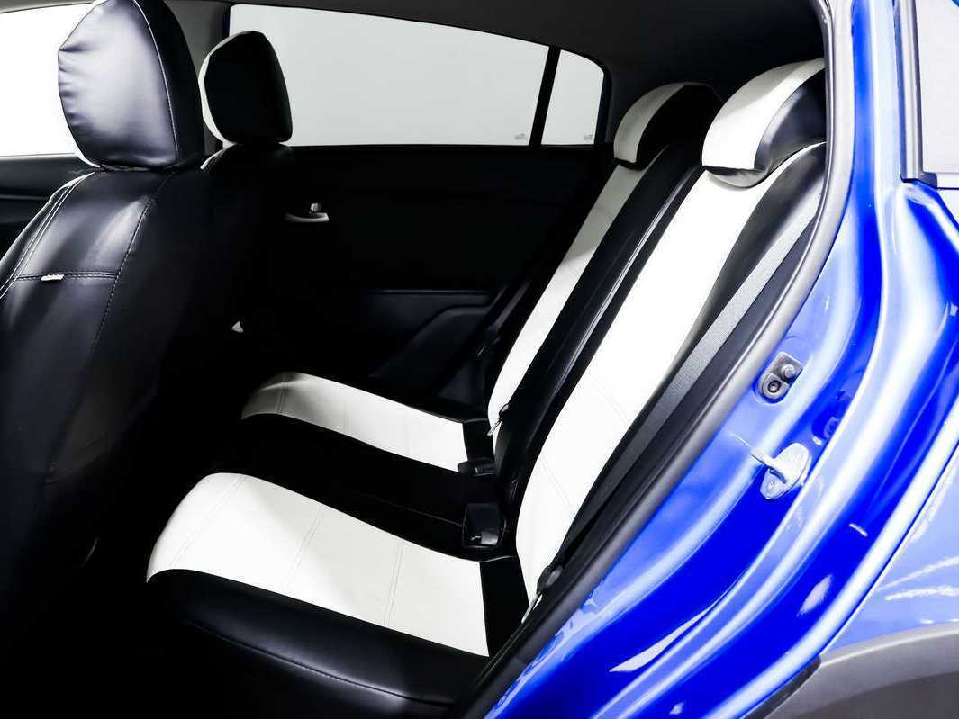 Kia Rio X-Line, 2018 Фото №12