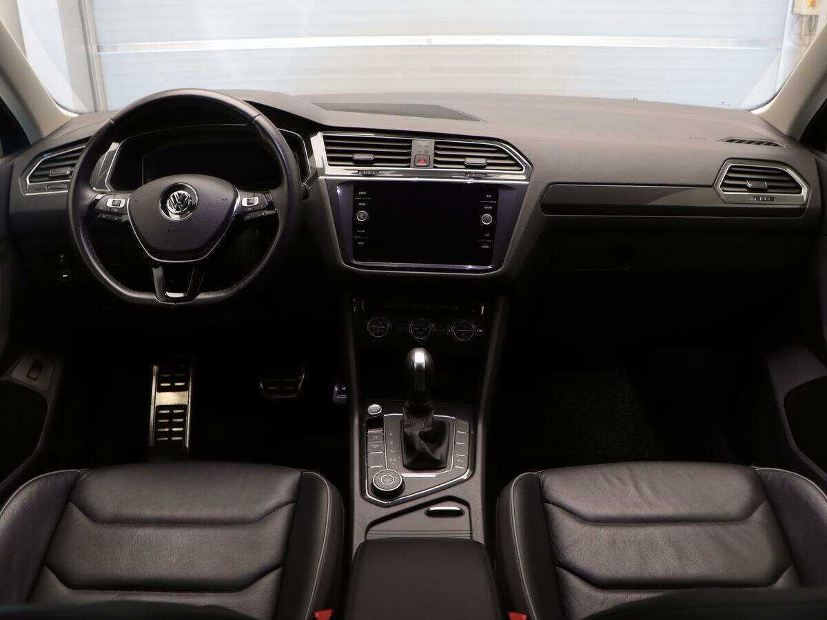 Volkswagen Tiguan, 2020 - 70 508 км. | Фото №8