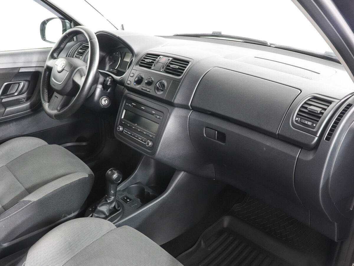 Skoda Fabia, 2012 Фото №10