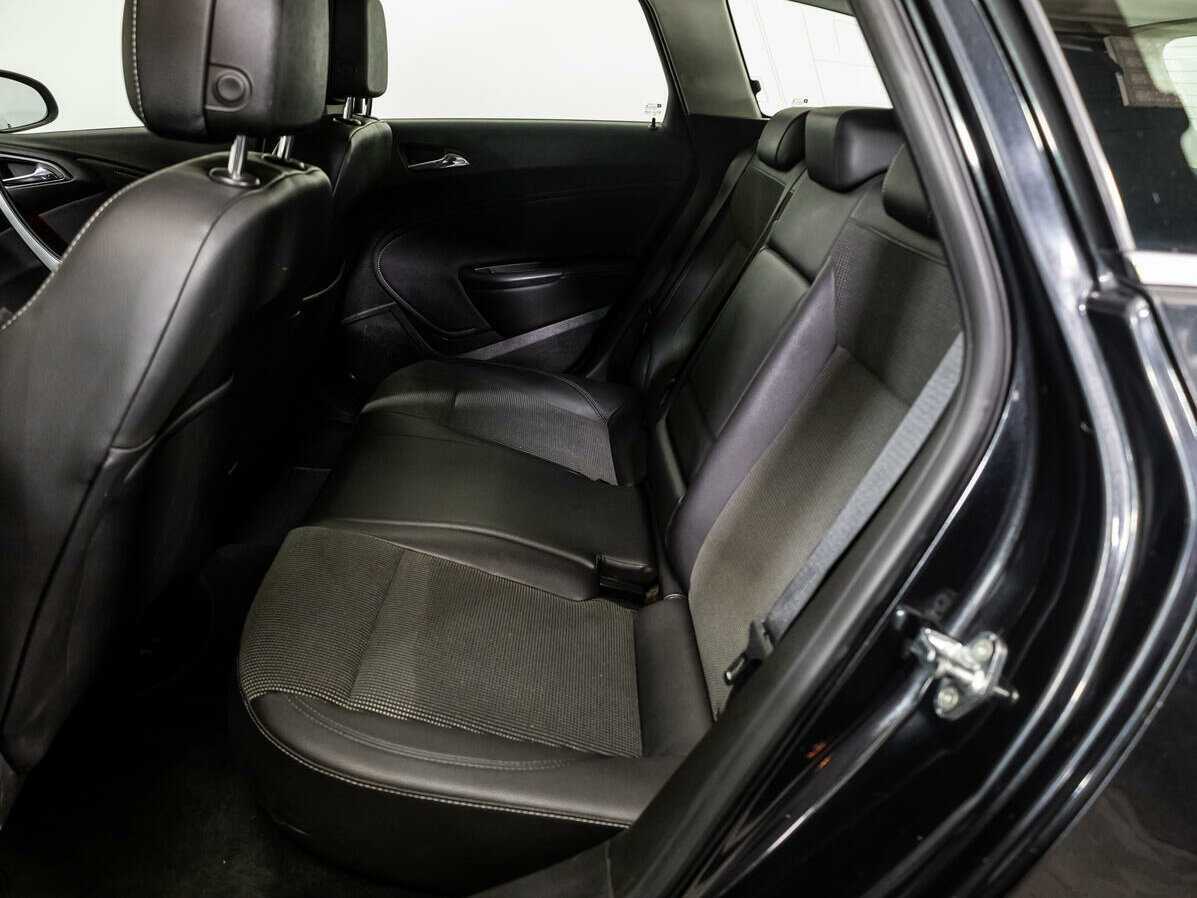 Opel Astra, 2012 - 226 020 км. | Фото №8