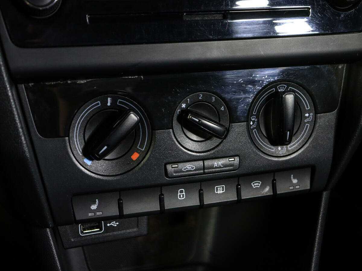 Skoda Rapid, 2019 Фото №14