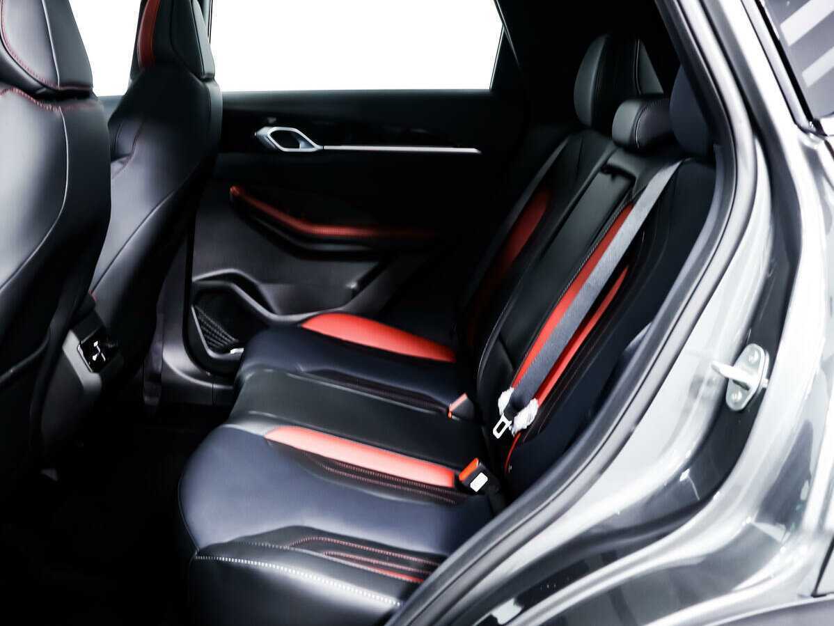 Geely Coolray, 2023 Фото №11