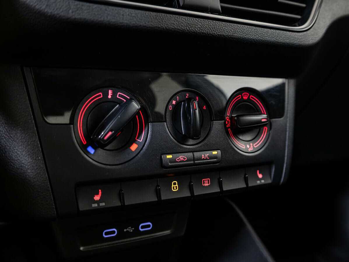 Volkswagen Polo, 2020 Фото №13