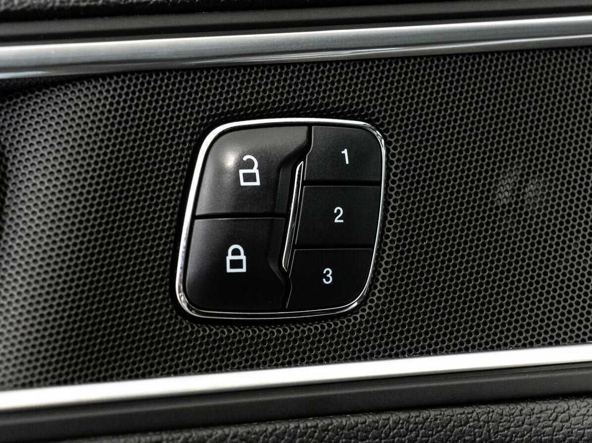 Ford Explorer, 2017 Фото №19