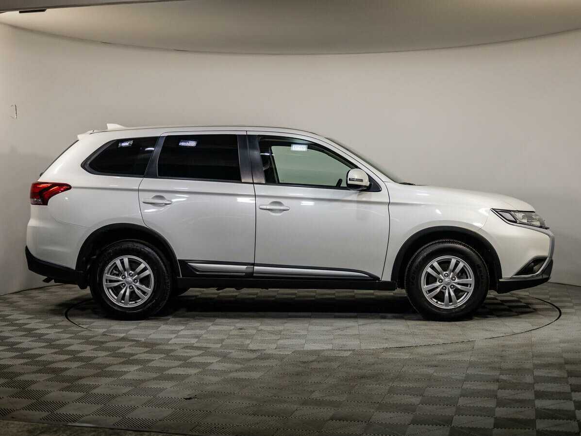 Mitsubishi Outlander, 2020 - 45 741 км. | Фото №3