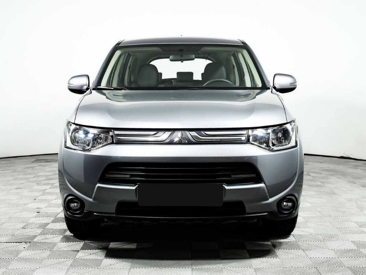 Mitsubishi Outlander, 2013 - 61 805 км. | Фото №2