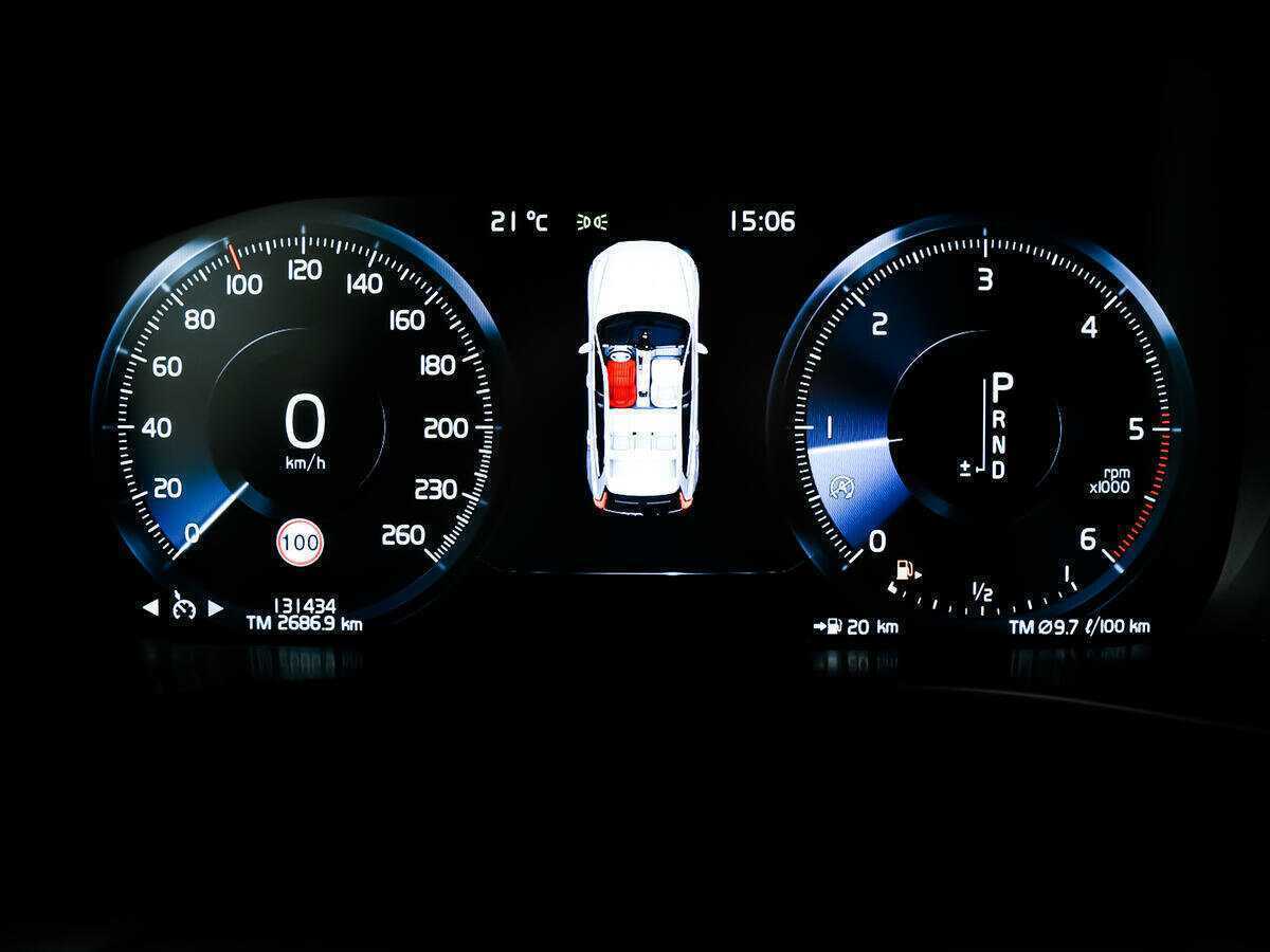 Volvo XC60, 2019 Фото №10