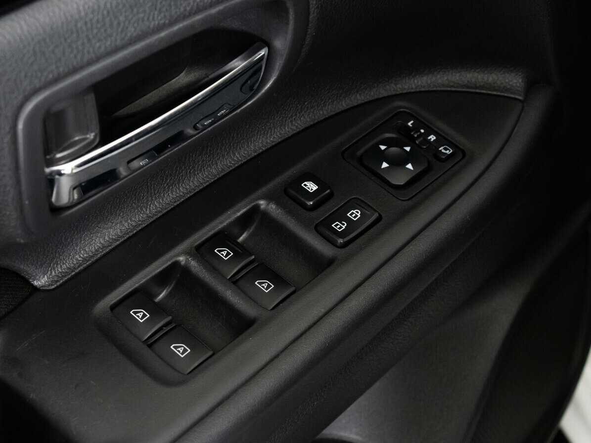 Mitsubishi Outlander, 2020 Фото №15