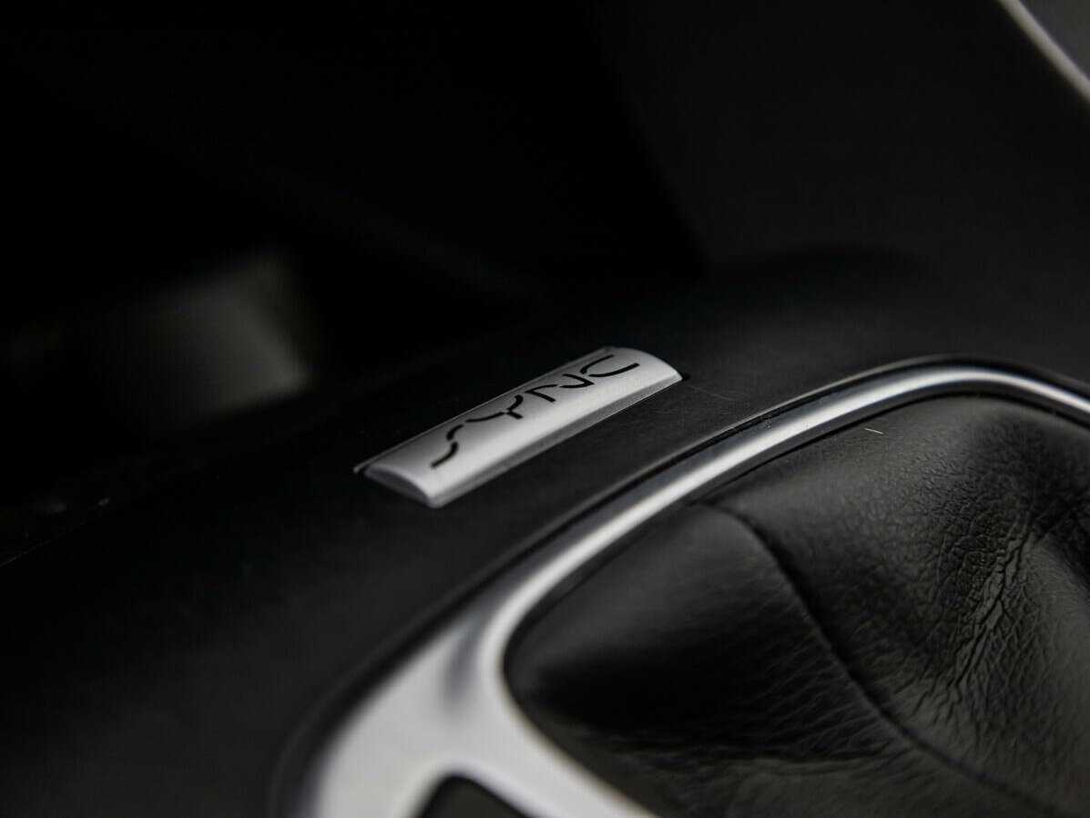 Ford Mondeo, 2018 Фото №18