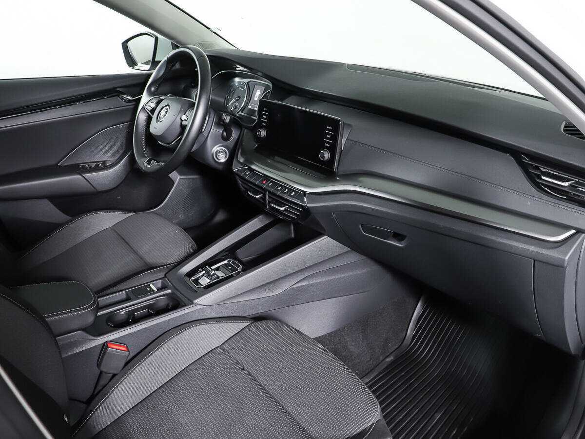 Skoda Octavia, 2021 Фото №9