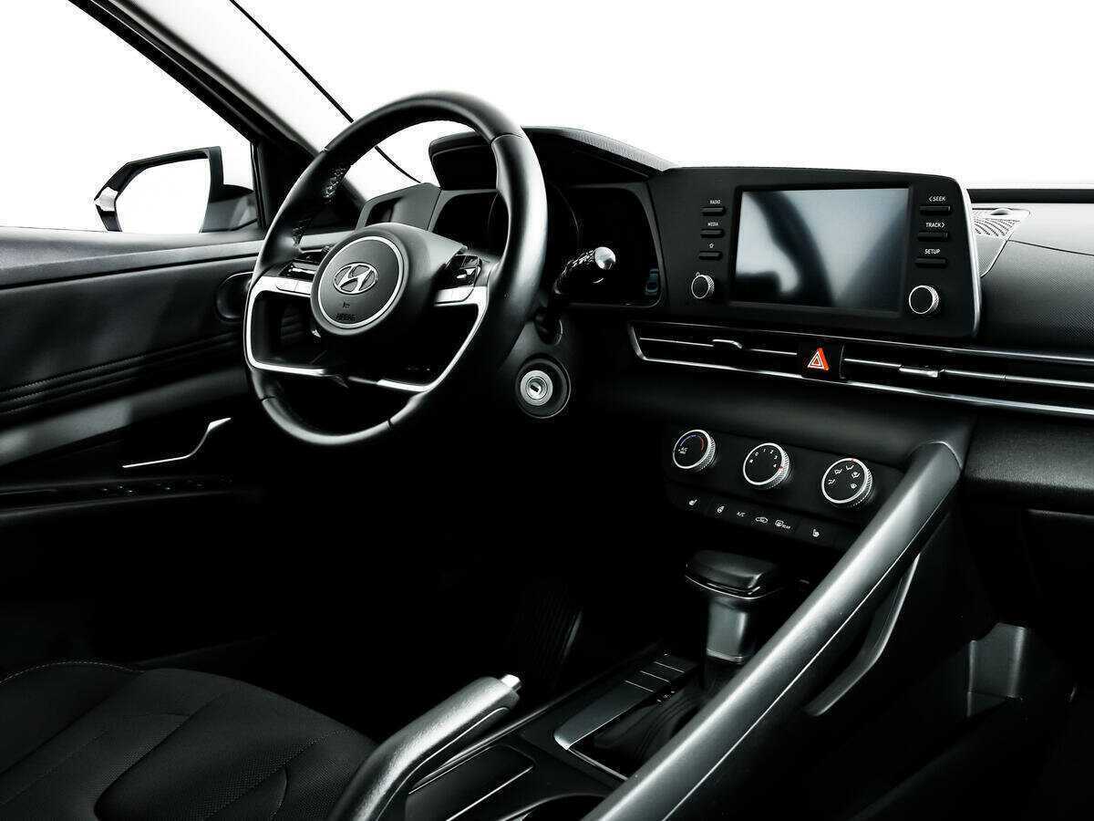 Hyundai Elantra, 2022 Фото №9
