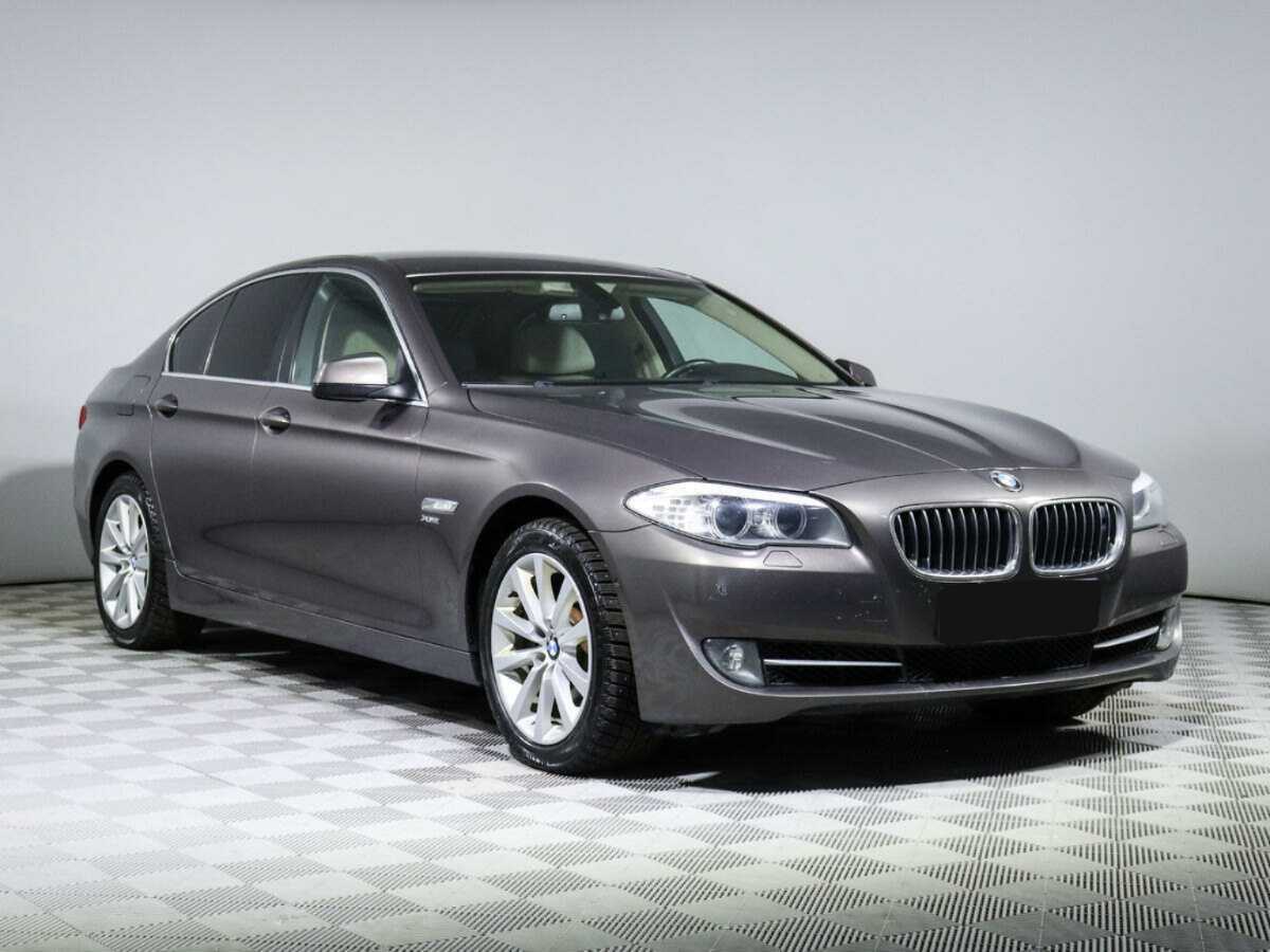 BMW 5 серии 535i xDrive, 2012 Фото №3