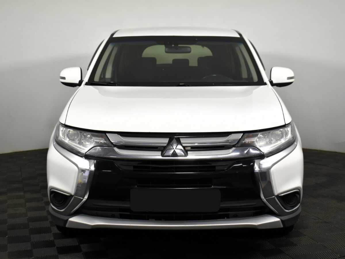 Mitsubishi Outlander, 2017 - 207 000 км. | Фото №2