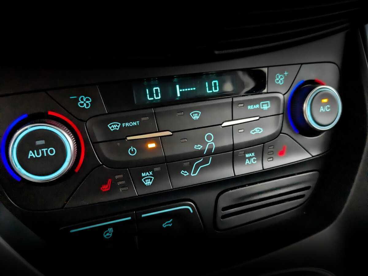 Ford Kuga, 2018 Фото №22