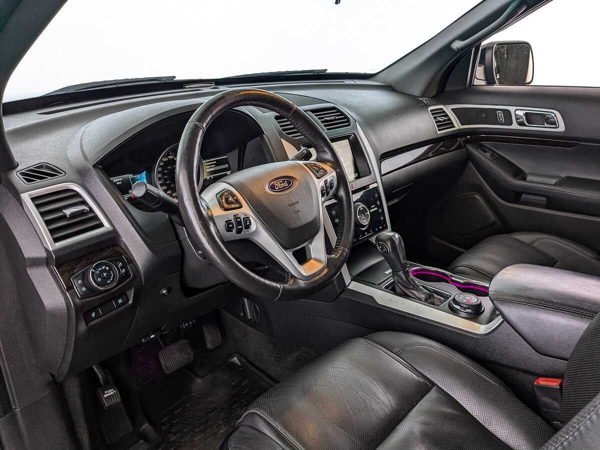 Ford Explorer, 2015 Фото №11