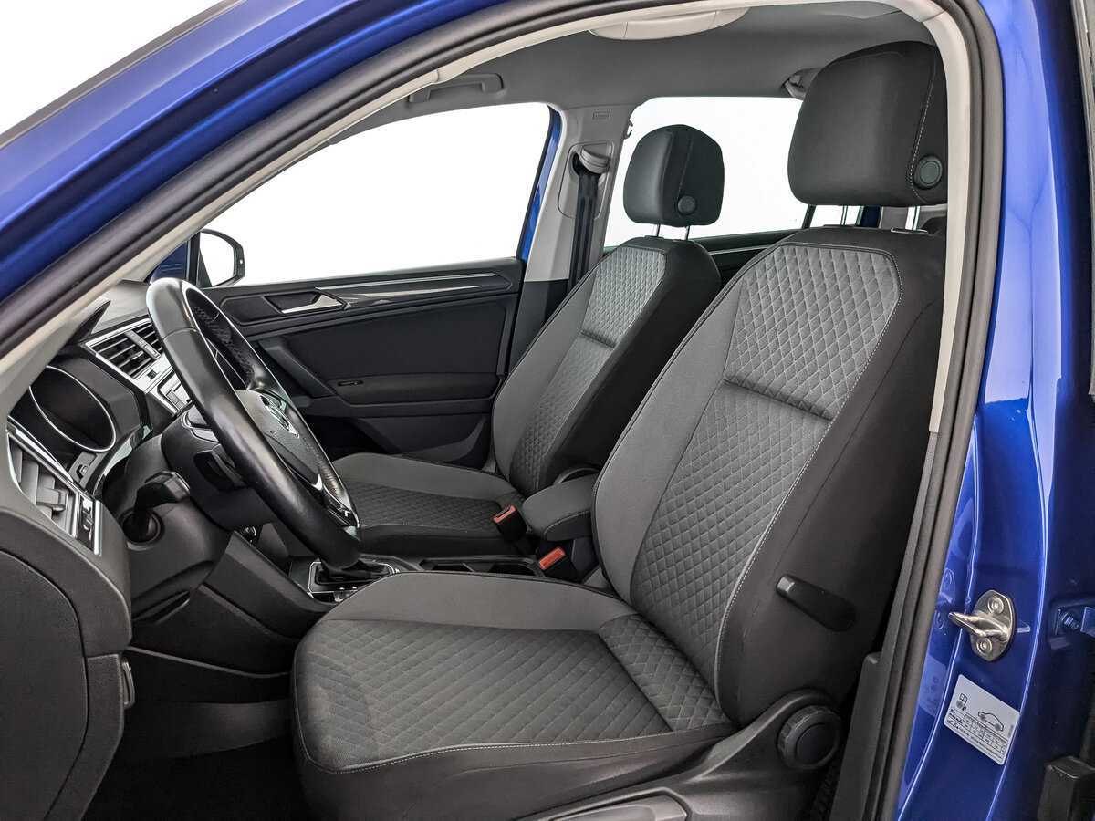Volkswagen Tiguan, 2018 Фото №16