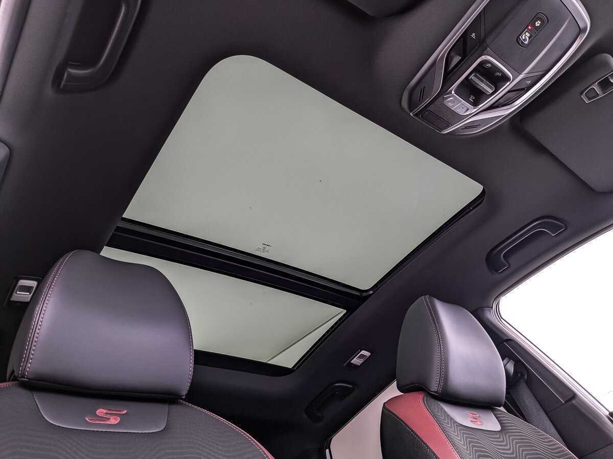 Geely Coolray, 2021 Фото №17