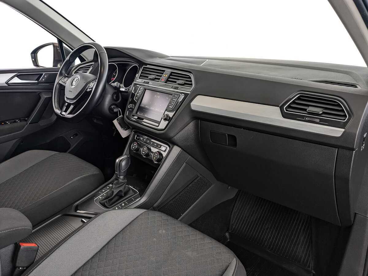 Volkswagen Tiguan, 2017 Фото №9