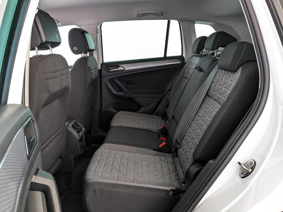 Volkswagen Tiguan, 2021 Фото №14