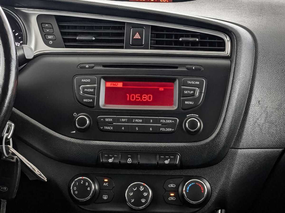 Kia Ceed, 2015 Фото №13