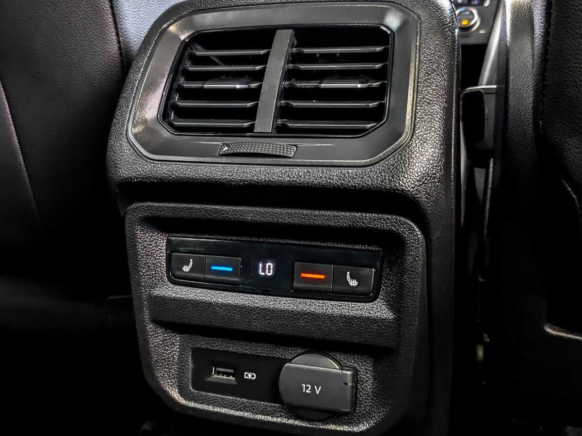 Volkswagen Tiguan, 2020 Фото №26