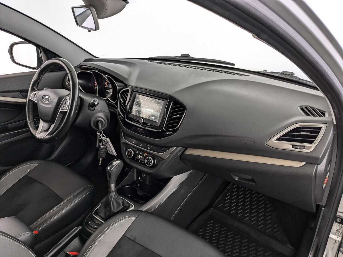 Lada (ВАЗ) Vesta SW, 2020 Фото №9