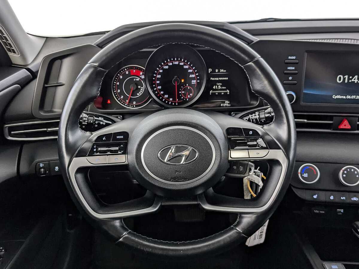 Hyundai Elantra, 2021 Фото №18