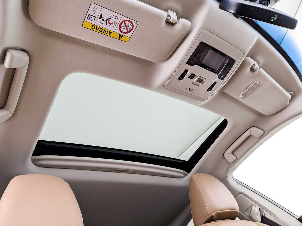 Lexus ES 200, 2017 Фото №19