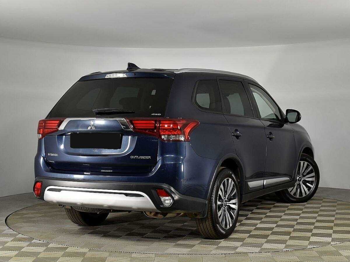 Mitsubishi Outlander, 2018 - 150 979 км. | Фото №2