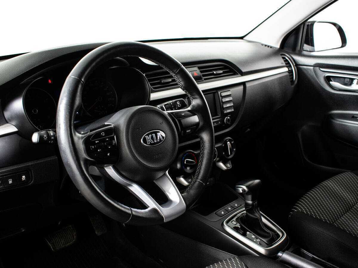 Kia Rio X-Line, 2019 Фото №13