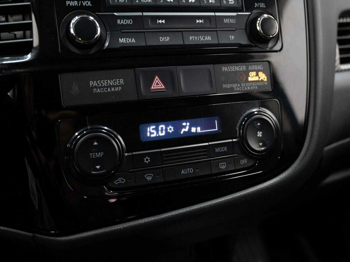 Mitsubishi Outlander, 2018 Фото №17