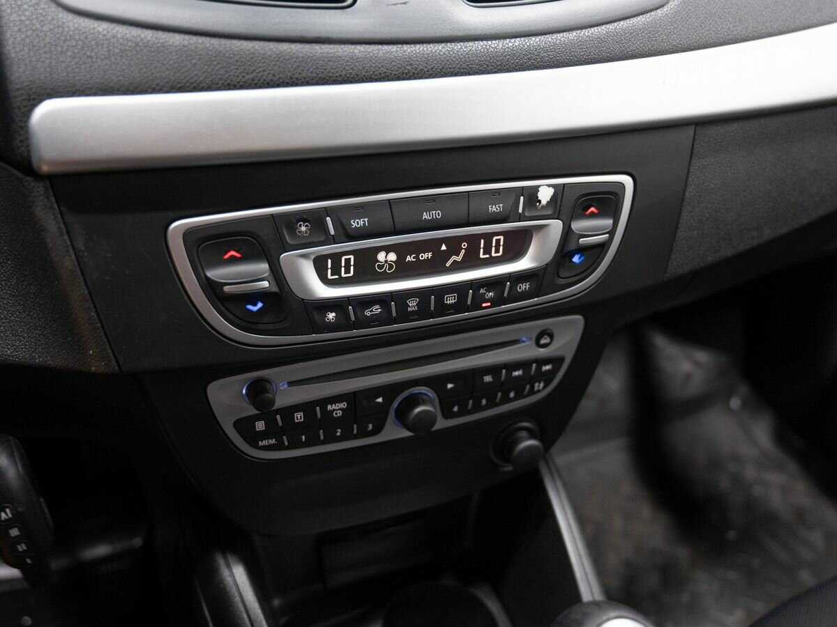 Renault Fluence, 2013 Фото №18