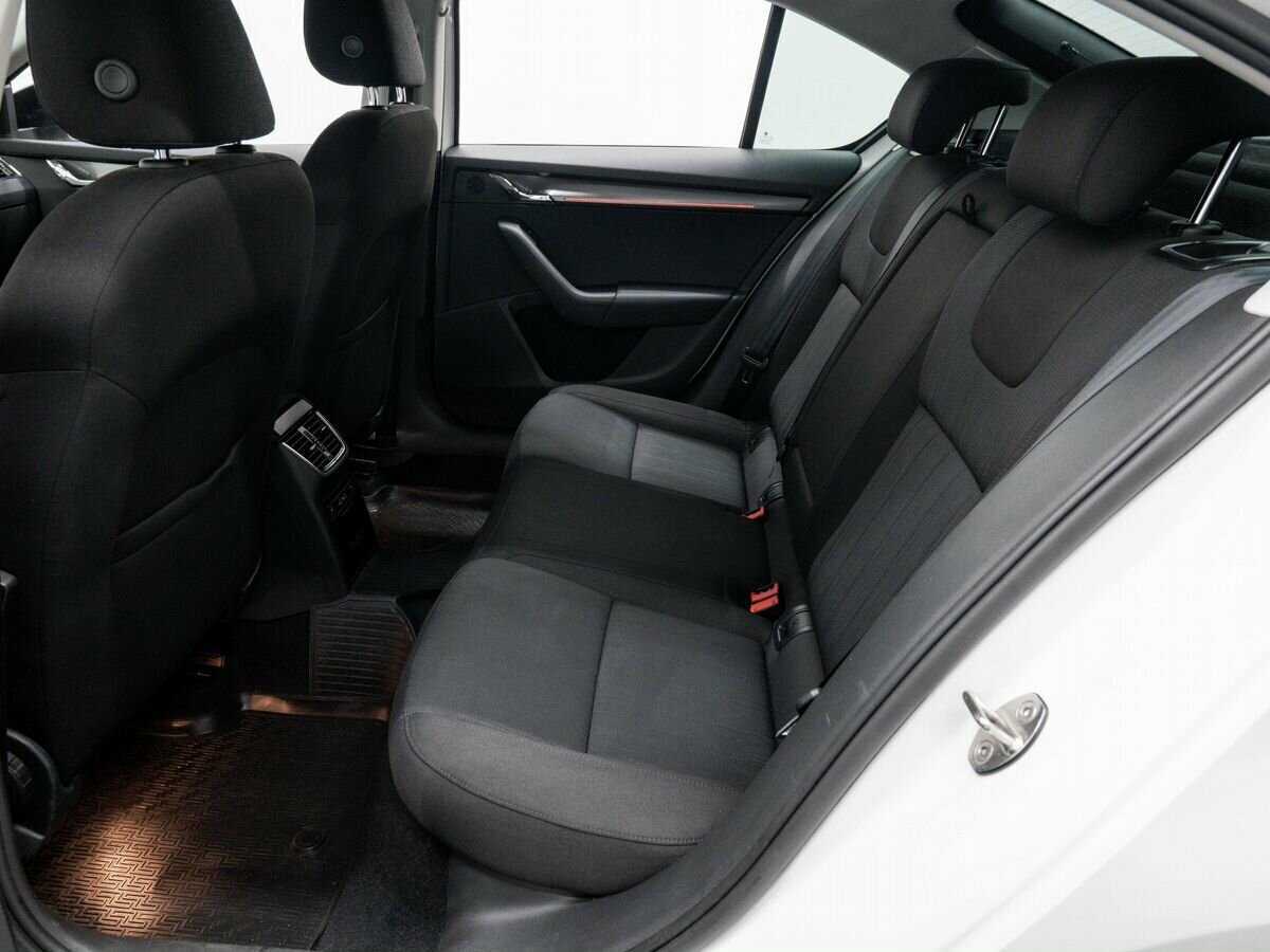 Skoda Octavia, 2018 Фото №10