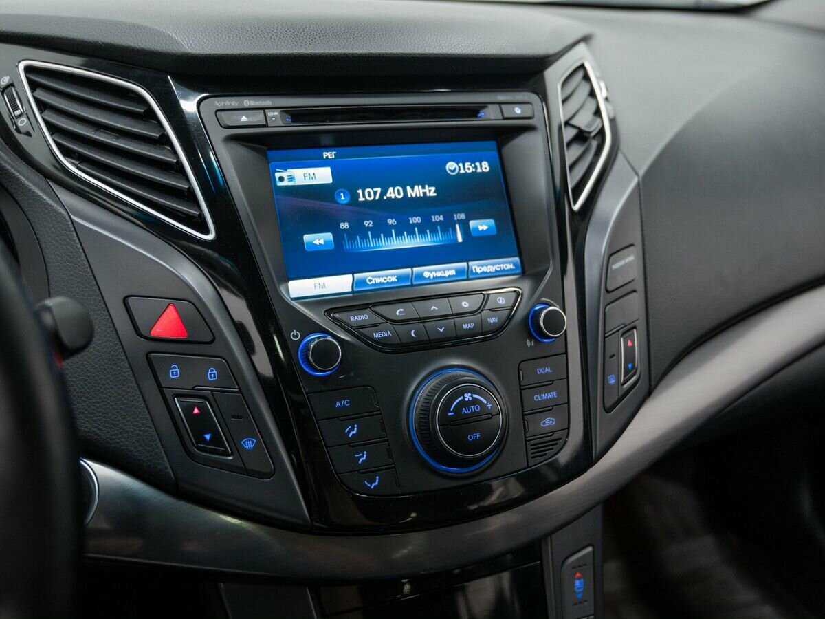 Hyundai i40, 2012 Фото №21