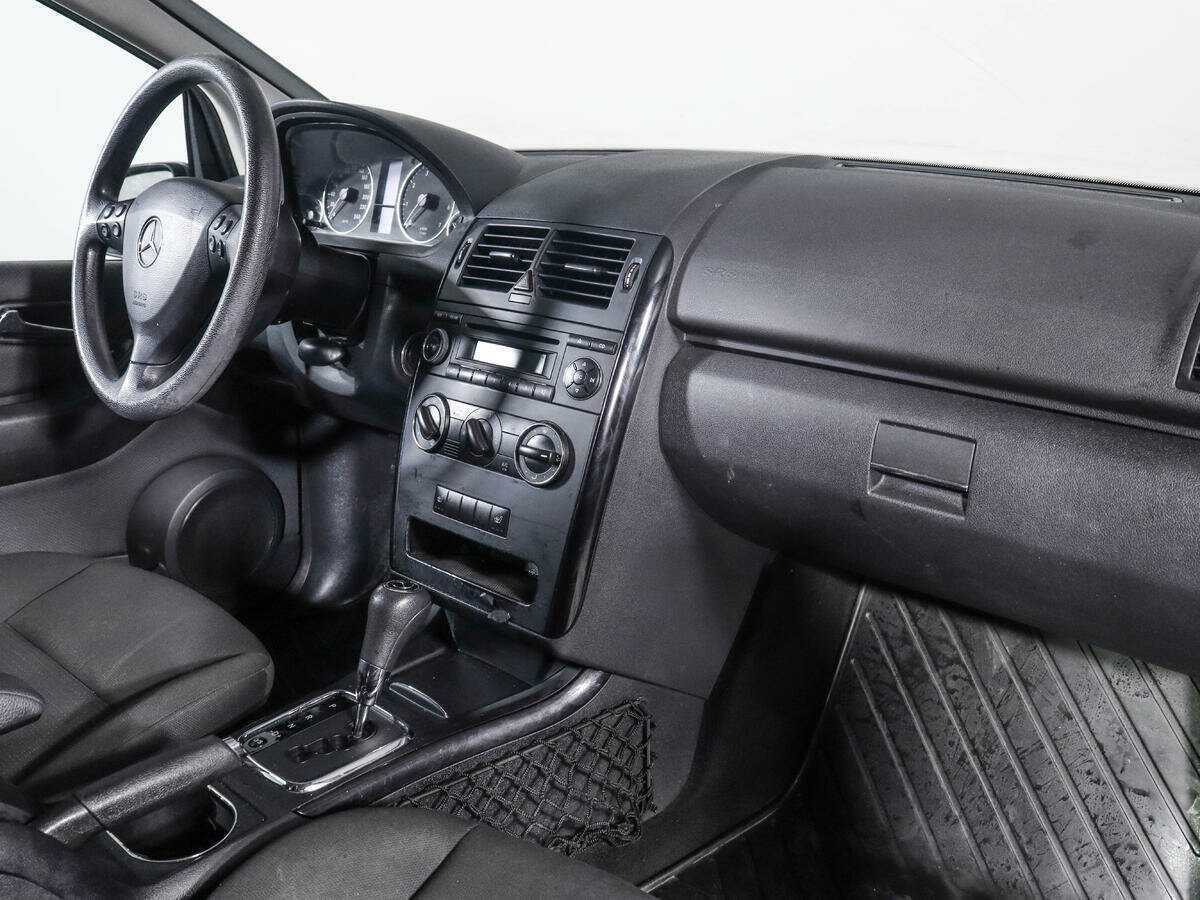 Mercedes-Benz A-Класс 180, 2012 - 175 594 км. | Фото №8