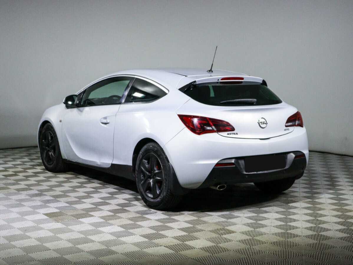Opel Astra GTC, 2013 - 215 000 км. | Фото №6