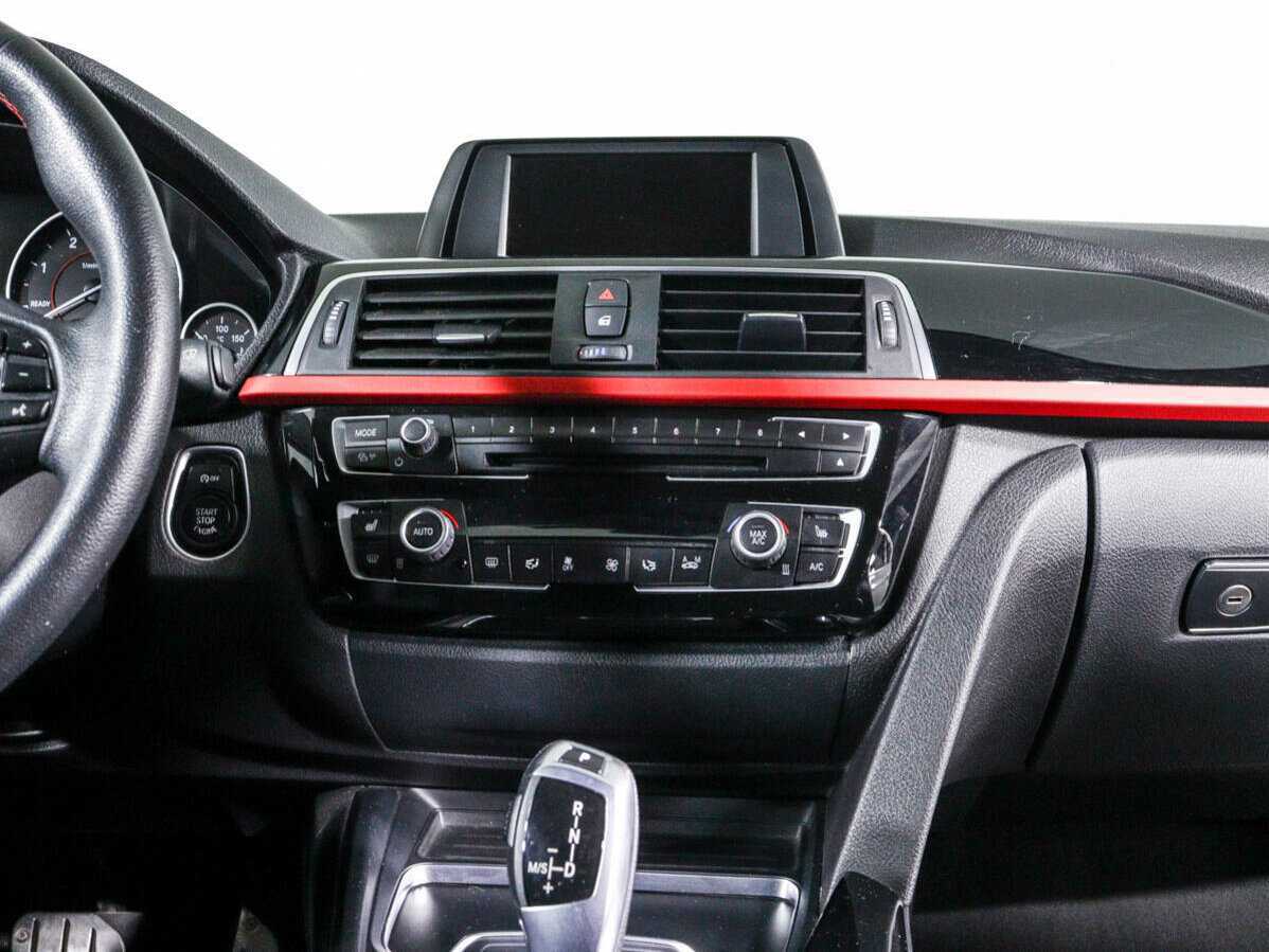 BMW 3 серии 320d, 2016 Фото №11