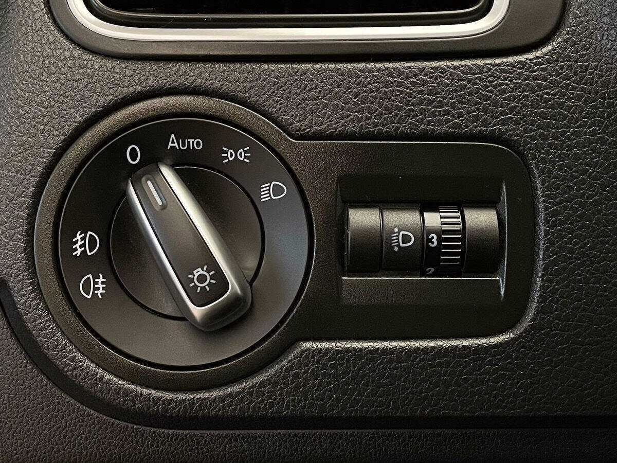 Volkswagen Polo, 2018 Фото №14