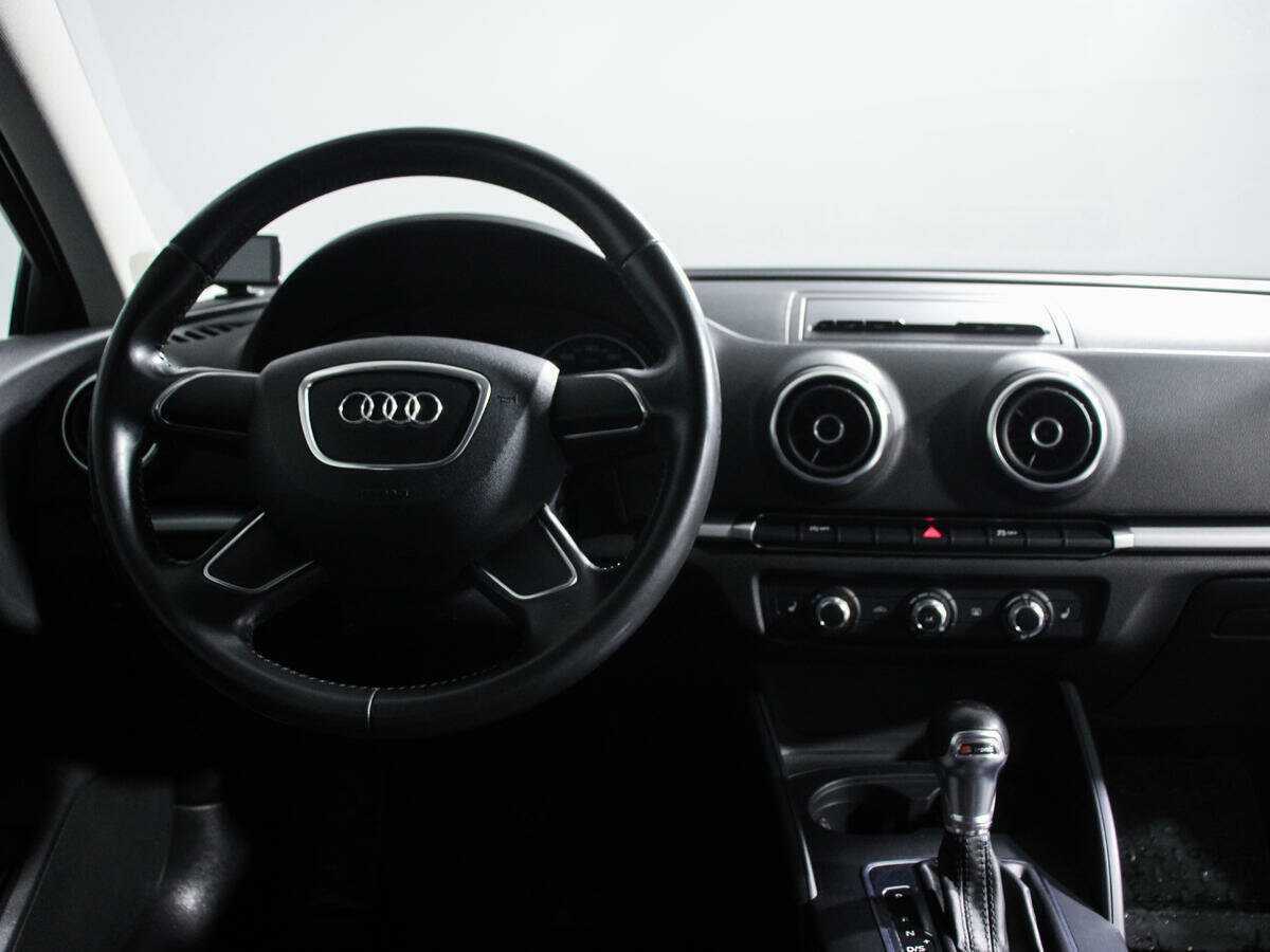 Audi A3 Sportback, 2012 Фото №12