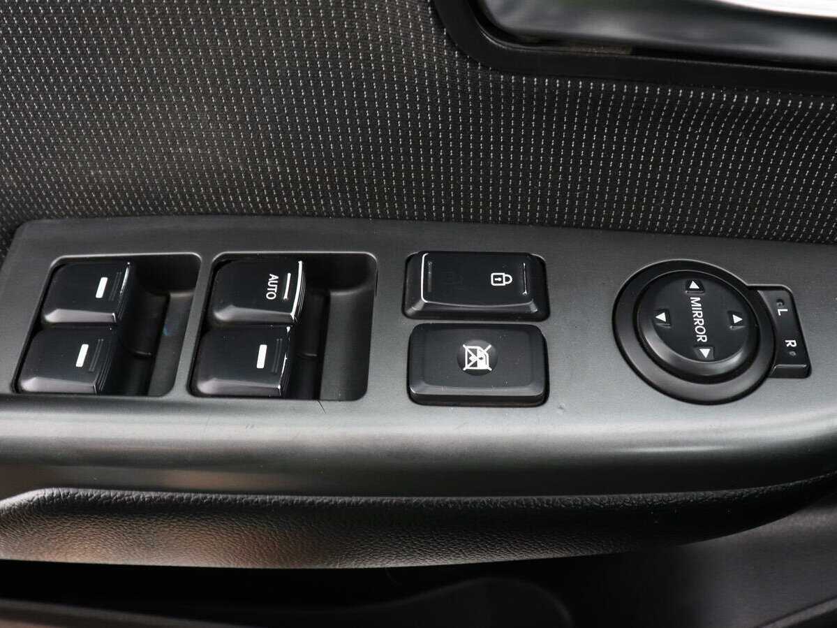 Kia Rio, 2017 Фото №13