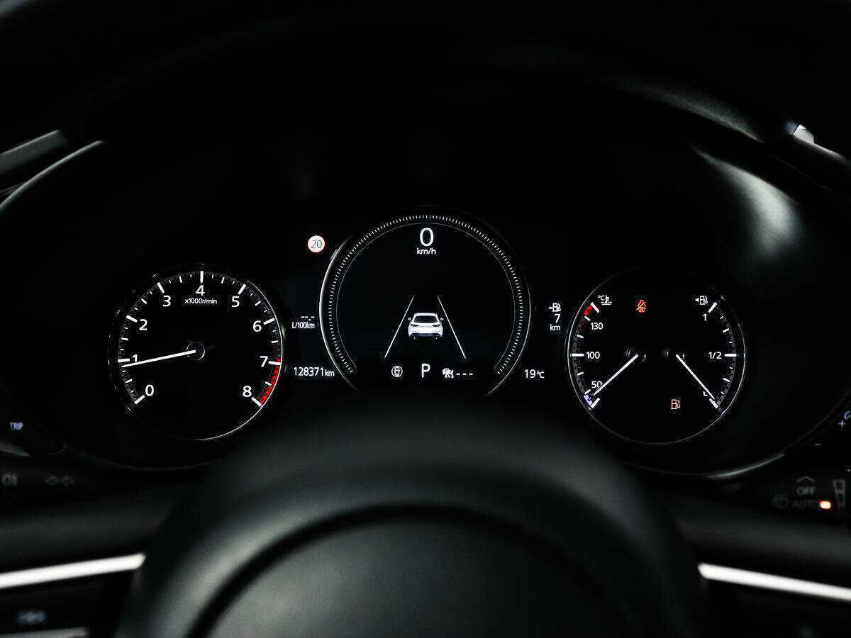 Mazda 3, 2019 Фото №16