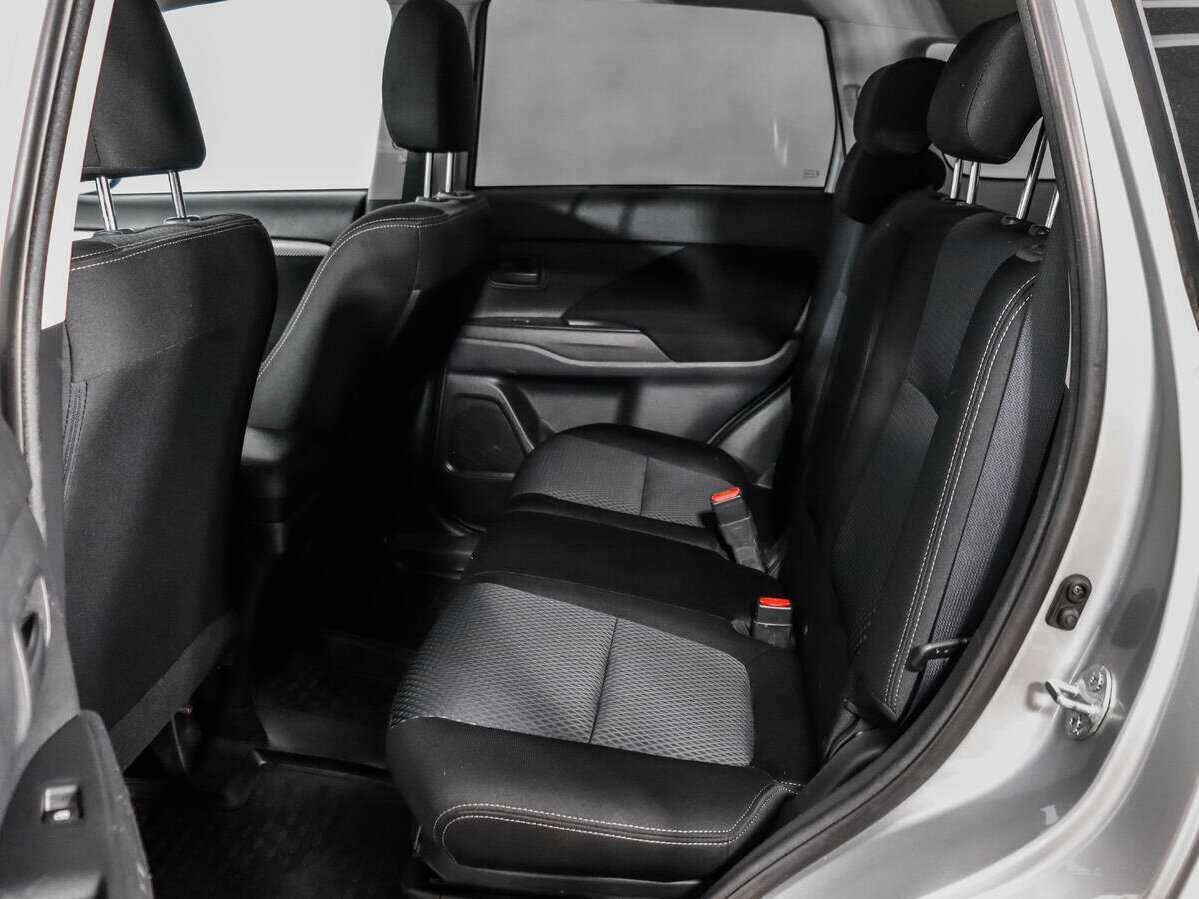 Mitsubishi Outlander, 2018 Фото №10