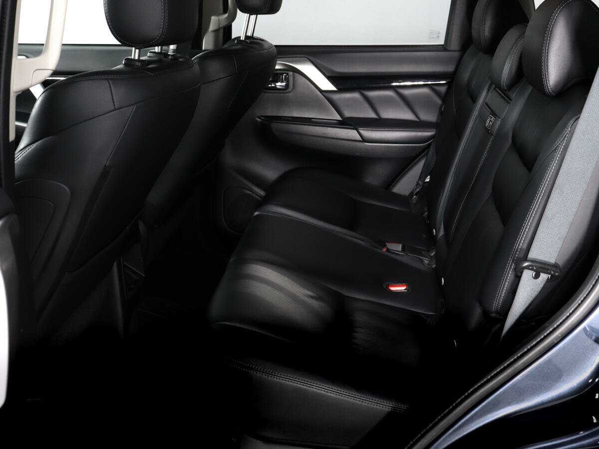 Mitsubishi Pajero Sport, 2019 Фото №10