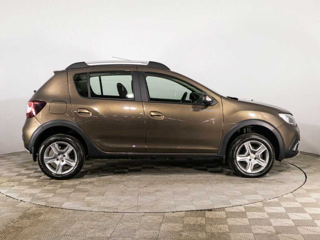 Renault Sandero Stepway, 2022 - 48 307 км. | Фото №4