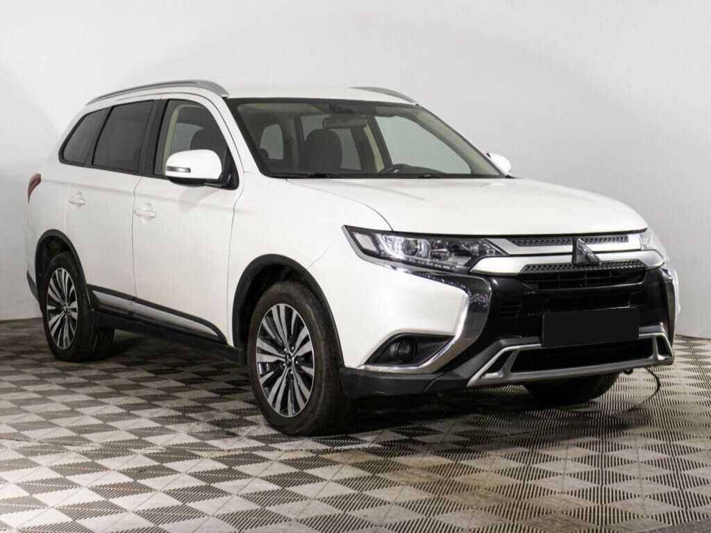 Mitsubishi Outlander, 2020 - 126 847 км. | Фото №3