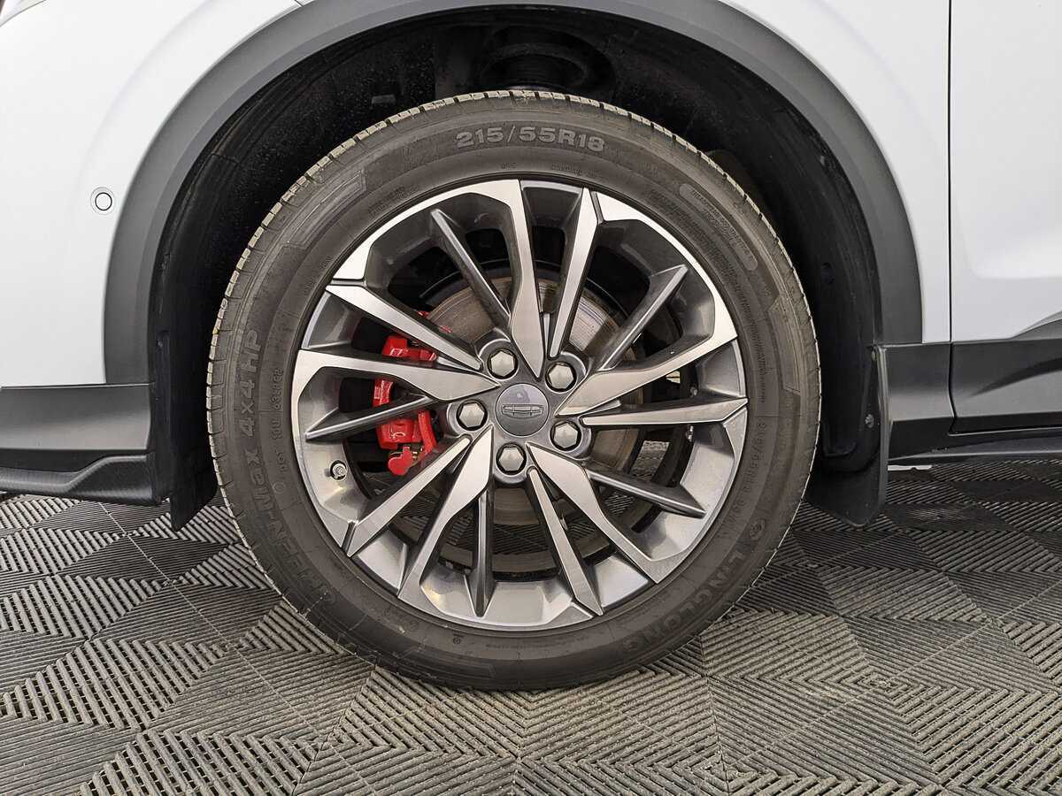 Geely Coolray, 2023 Фото №12