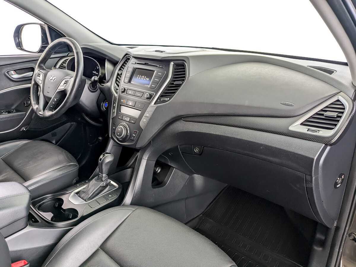 Hyundai Santa Fe, 2016 Фото №11