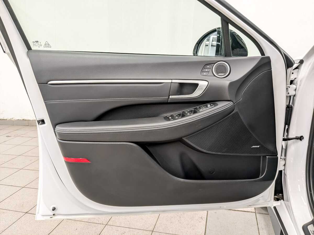Hyundai Sonata, 2022 Фото №19