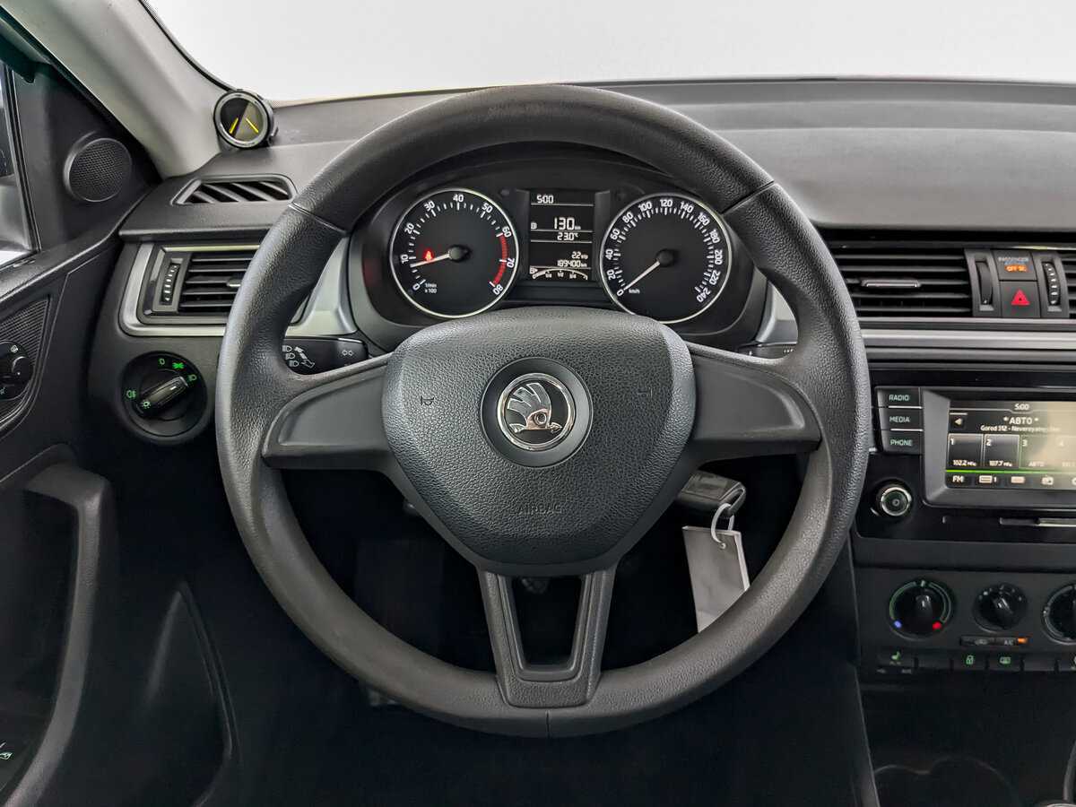 Skoda Rapid, 2017 Фото №21